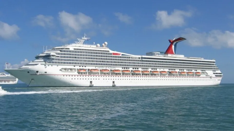 Carnival Glory