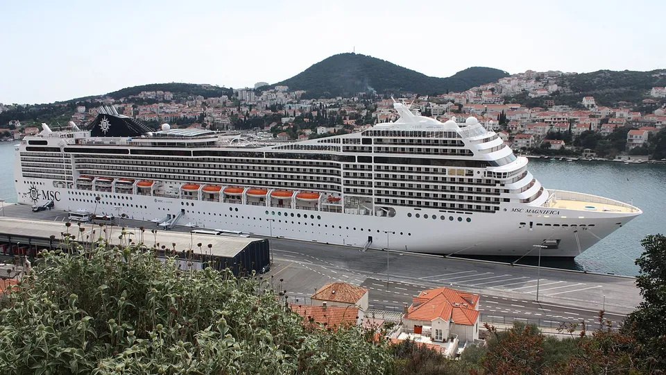MSC Magnifica